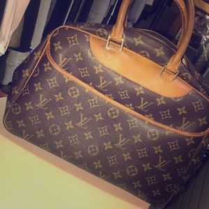Louis Vuitton great condition